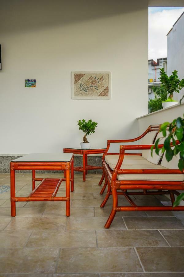 B&B Le Canapine Фратамаджоре Екстериор снимка